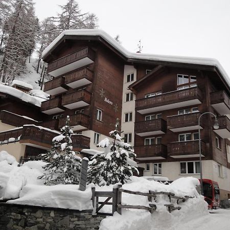 Bolero 4.5 Dachzimmerwohnung Zermatt Exterior photo